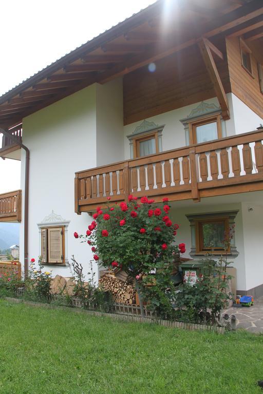 Garni Goccia D'Oro Cavalese Exterior foto