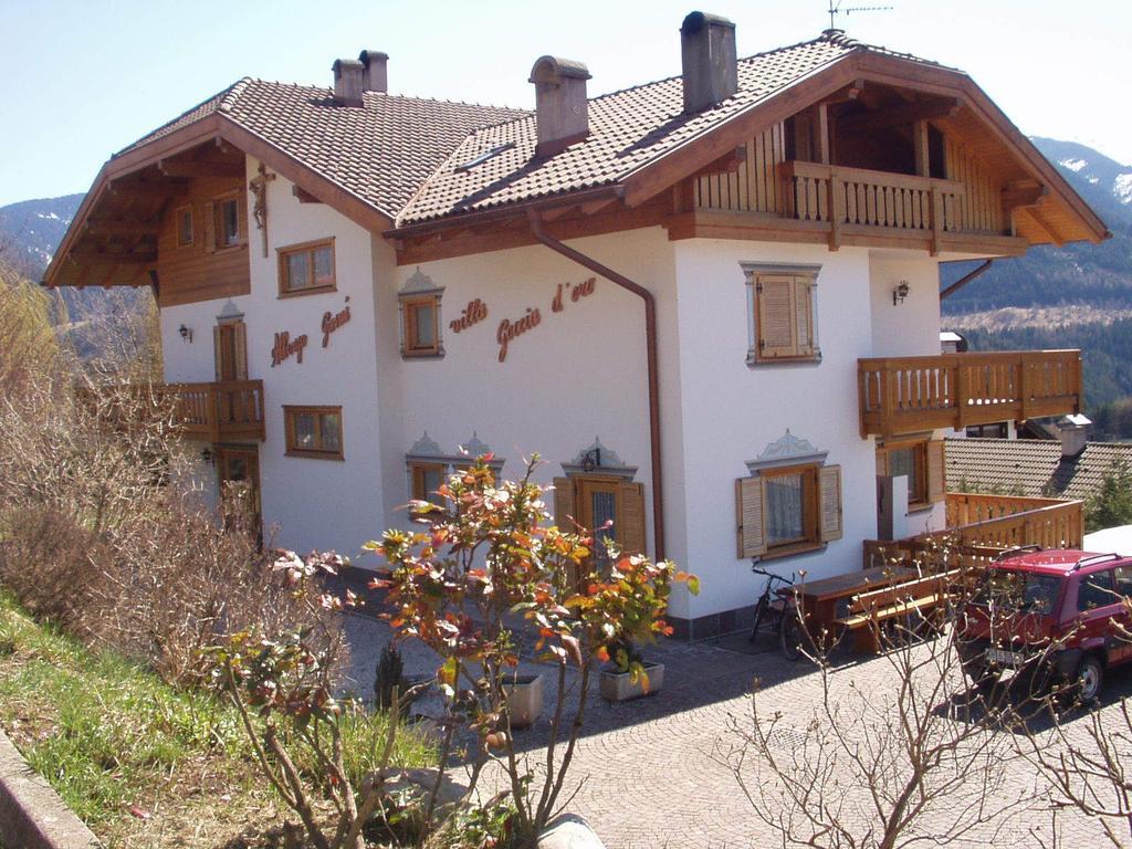Garni Goccia D'Oro Cavalese Exterior foto